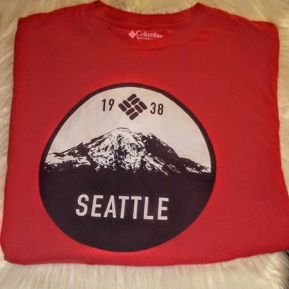 Columbia Tops - Columbia | Seattle T-Shirt .